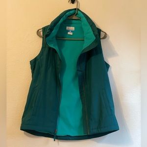 columbia puffer vest